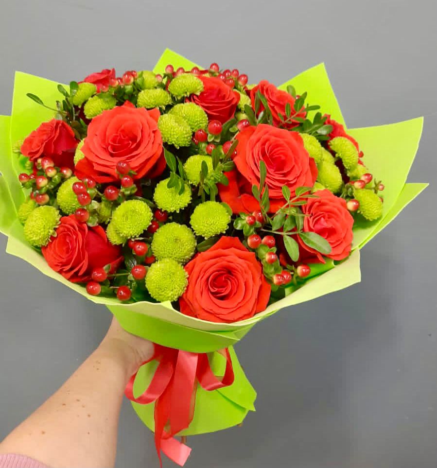 Букет цветов из: Хризантемы и Розы в Тарасовском