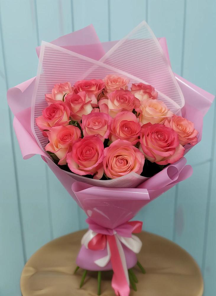Букет 15 Розовых роз Равель в Тарасовском