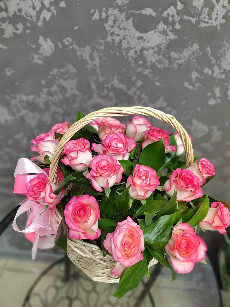 Цветочная композиция из Розы в корзине в Тарасовском
