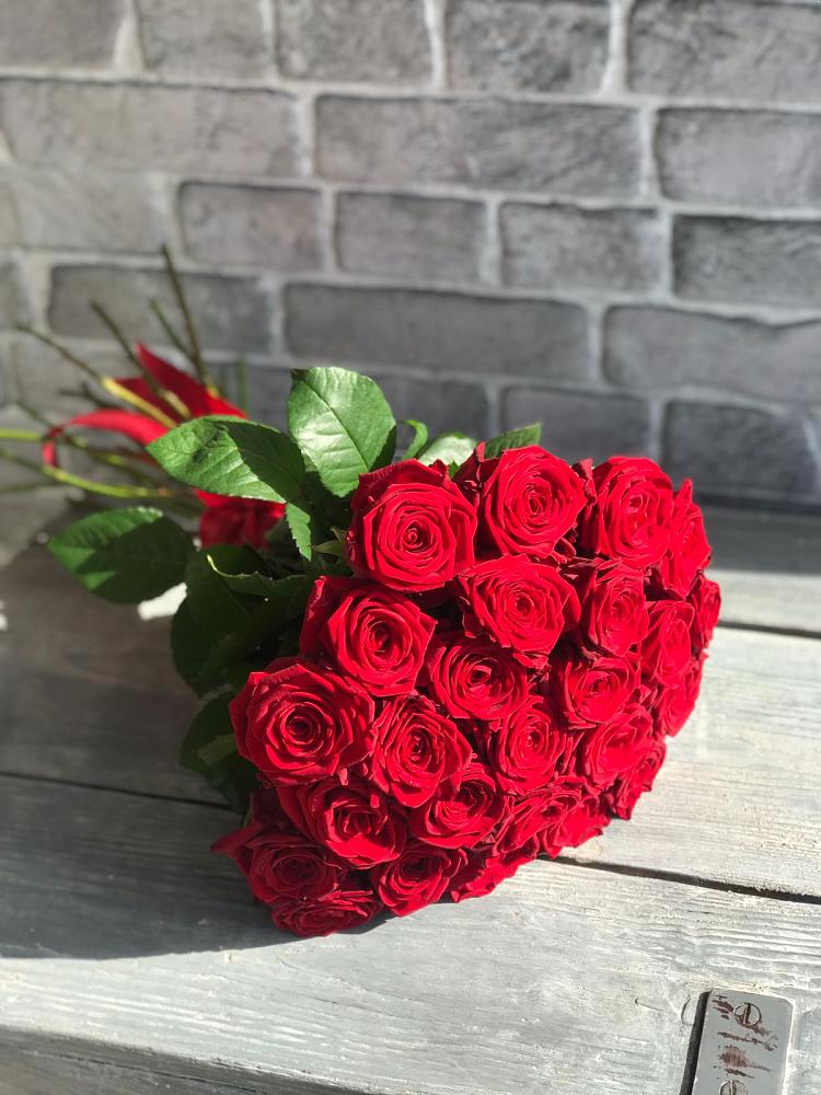Букет Красные розы Фридом в Тарасовском
