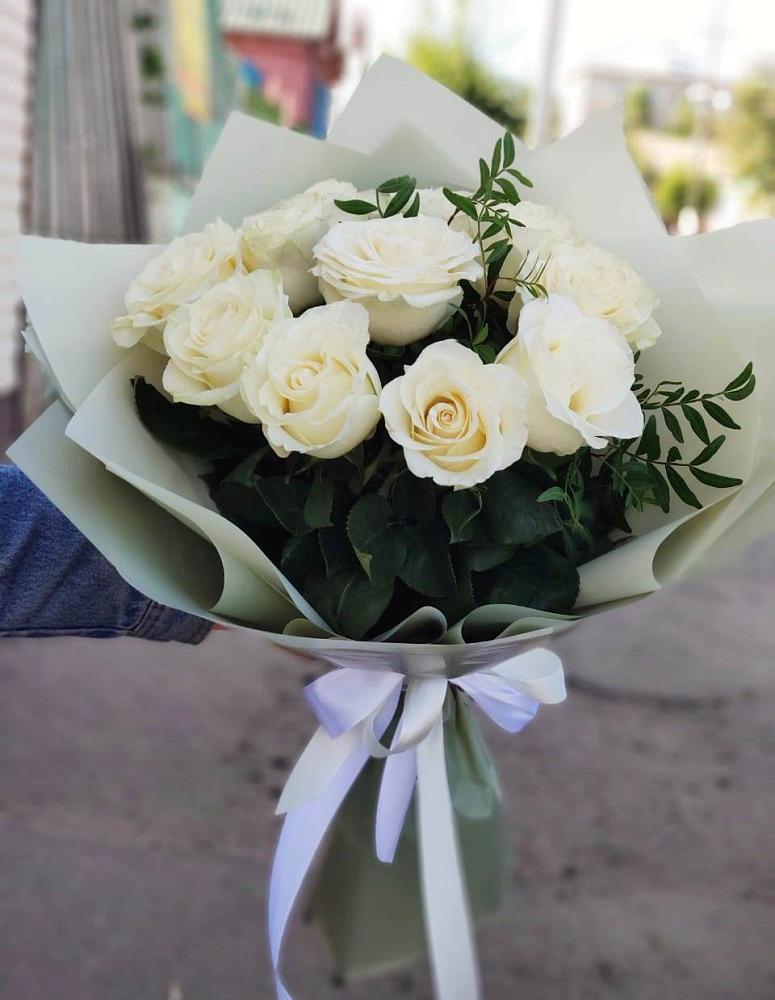 Букет Белые розы Проуд в Тарасовском