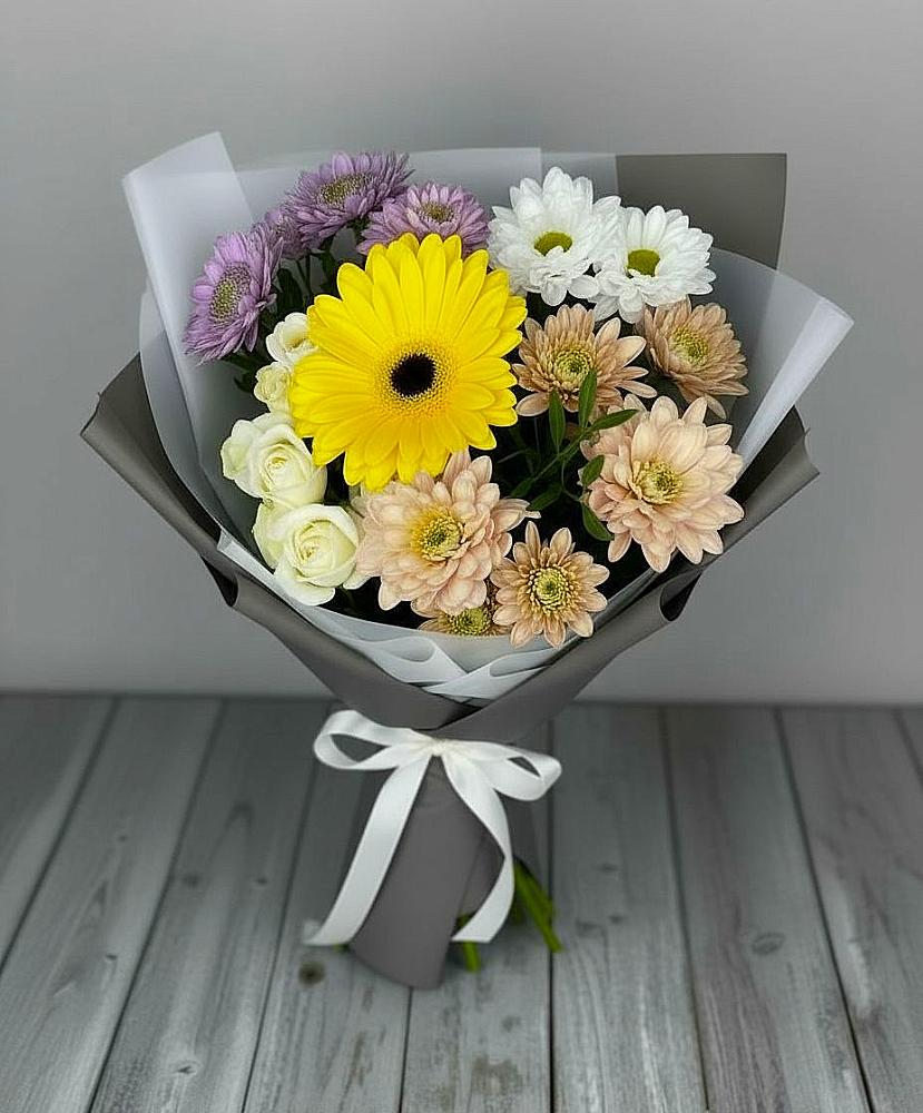Букет цветов из: Розы, Герберы и Хризантемы в Тарасовском