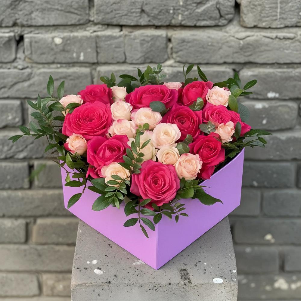 Цветочная композиция из Розы в коробке в Тарасовском