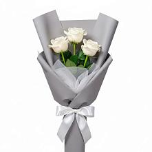 Букет 3 белые розы в Тарасовском