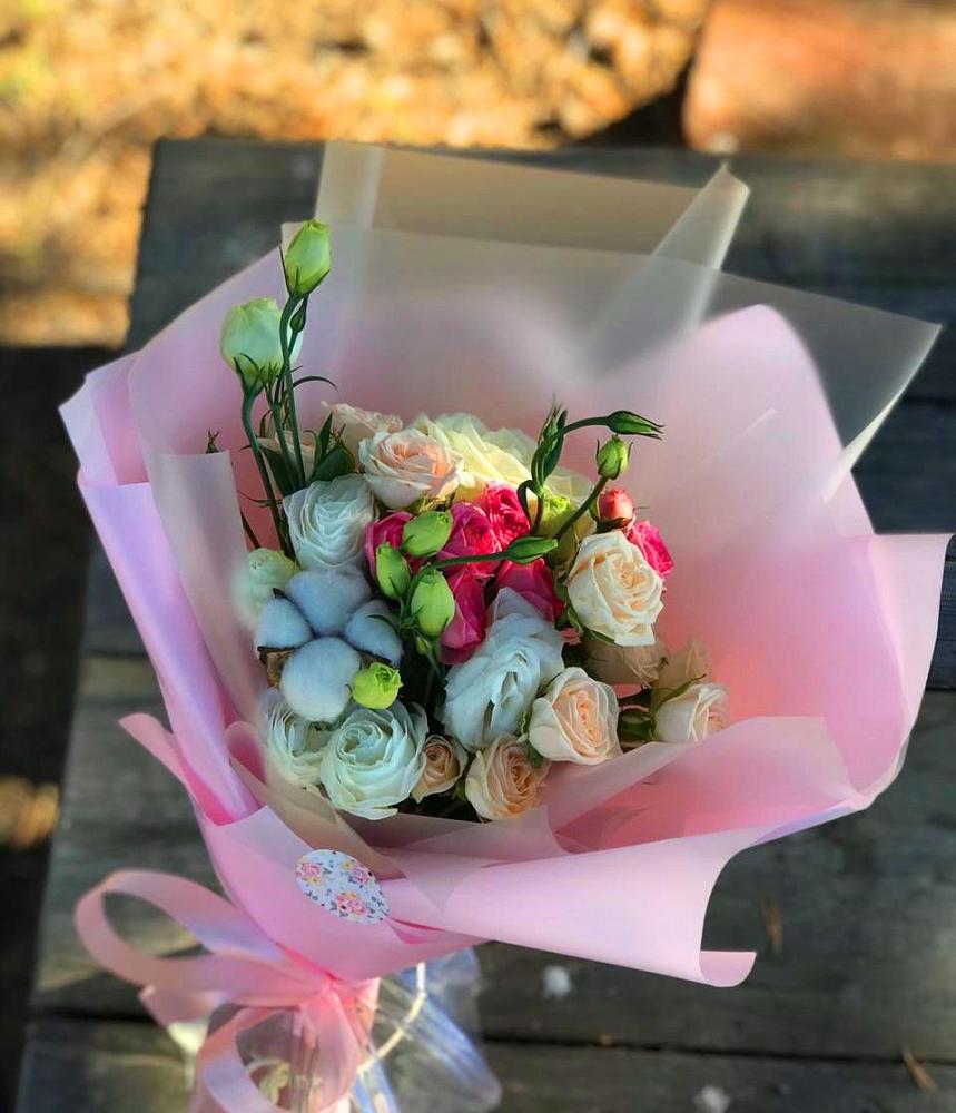 Букет цветов из: Розы и Лизиантусы в Тарасовском