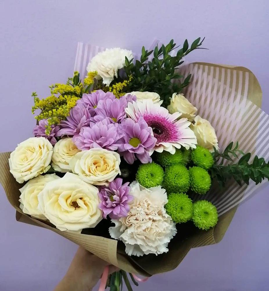 Букет цветов из: Хризантемы, Розы, Гвоздики и Герберы в Тарасовском