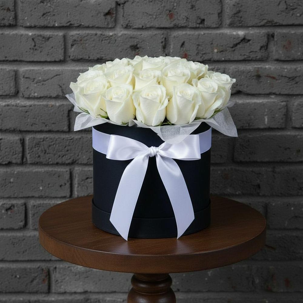 Цветочная композиция из Розы в шляпной коробке в Тарасовском