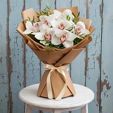 Букет цветов из:  Орхидеи и Розы #REPLACE_PRED# Тарасовском