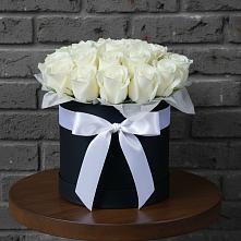 Цветочная композиция из Розы в шляпной коробке в Тарасовском