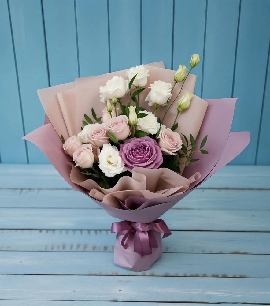 Букет цветов из: Розы и Лизиантусы в Тарасовском